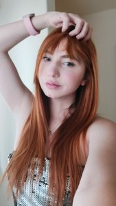 TS-VIVIAN-FADEL-beautiful-young-sexy-hot-thong-selfie-long-hair-red-head-transbunnies