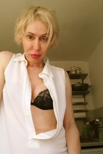 ts-escort-milf-stephanie-beautiful-sexy-hot-big-bum-ass-big-boobs-tits-blonde-lingerie-slim-short-hair-transbunnies