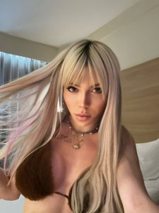 ts-escort-eMILY-beautiful-sexy-hot-big-boobs-tits-big-ass-blonde-slim-long-hair-classy-bra-girly-selfie-shemale-tomboy-femboy-transbunnies